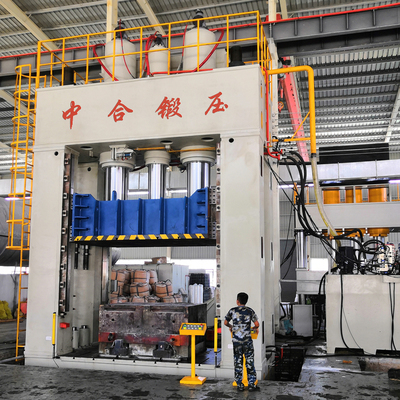 2000吨龙门框架液压机