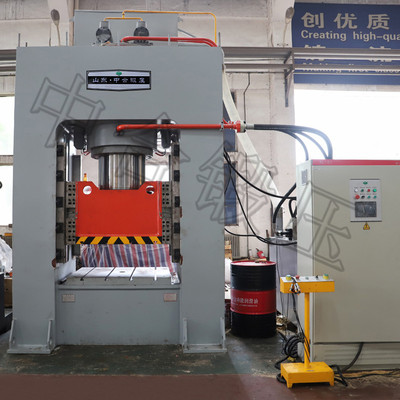 800吨框架液压机